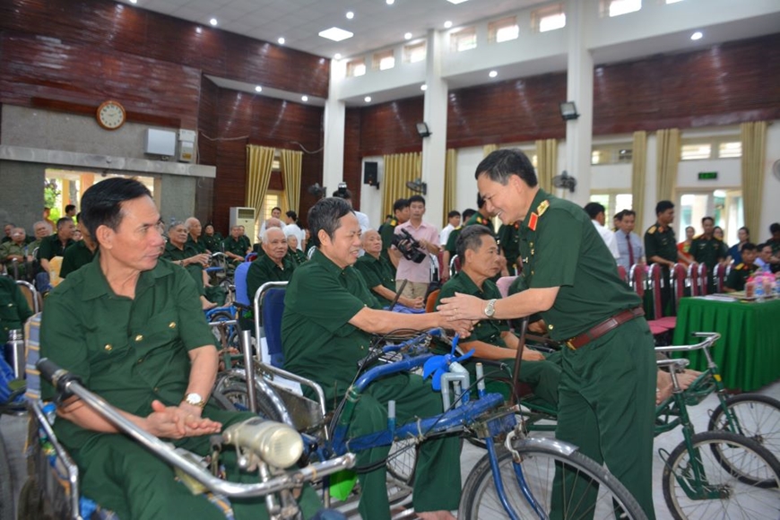 Thiết thực tri ân, lắng đọng nghĩa tình