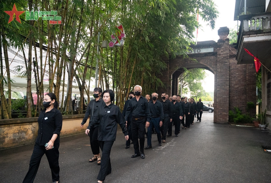 Xúc động trước tình cảm người dân quê nhà đến tiễn biệt đồng chí Tổng Bí thư Nguyễn Phú Trọng