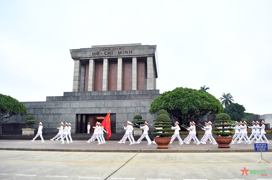 View - 	Lễ thượng cờ rủ Quốc tang Tổng Bí thư Nguyễn Phú Trọng