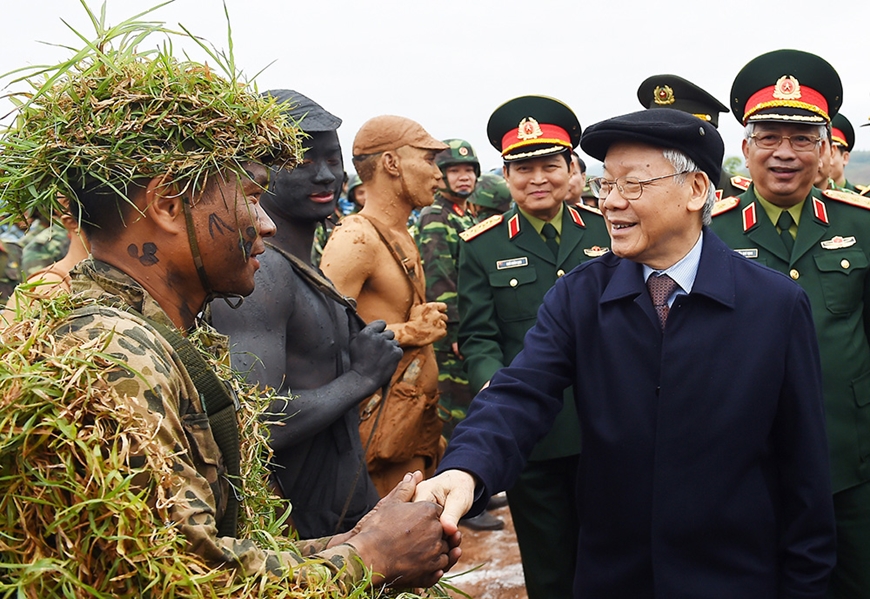 Tổng Bí thư Nguyễn Phú Trọng - người quan tâm sâu sắc tới các chiến lược quốc phòng, quân sự