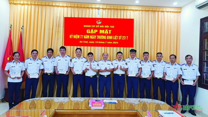 Đoàn cơ sở Hải đội 102, Bộ tư lệnh Vùng Cảnh sát biển 1 tổ chức nhiều hoạt động tri ân thiết thực