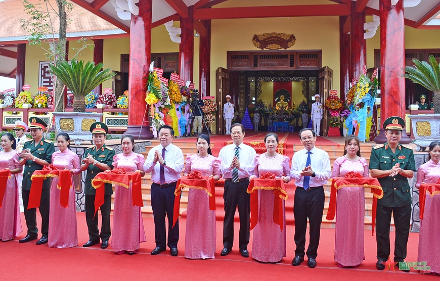 Đồng chí Nguyễn Trọng Nghĩa dự Lễ khánh thành Đền thờ Anh hùng liệt sĩ Rừng Sác-Cần Giờ