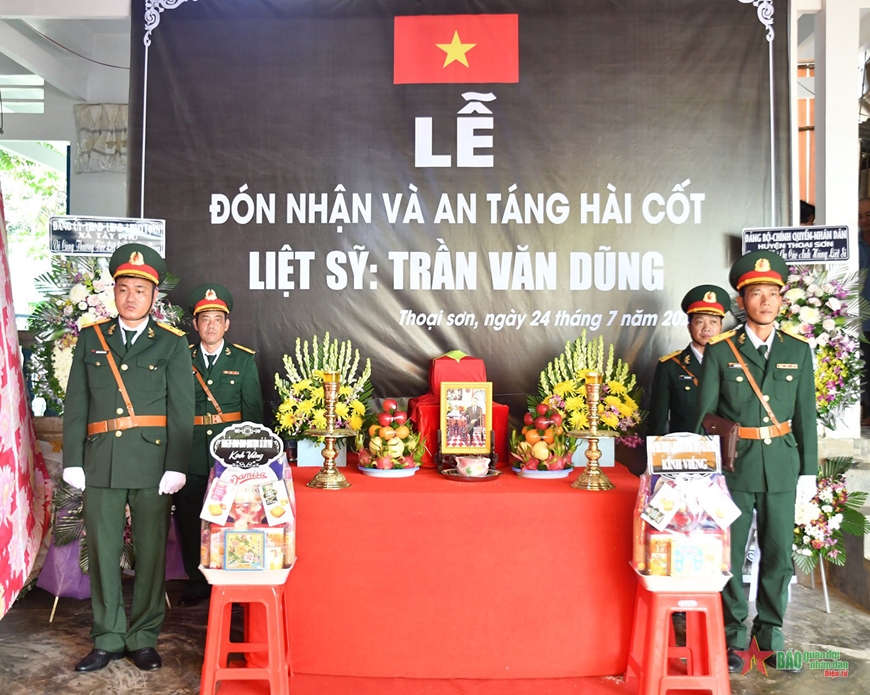 Thiêng liêng hành trình đi tìm hài cốt liệt sĩ