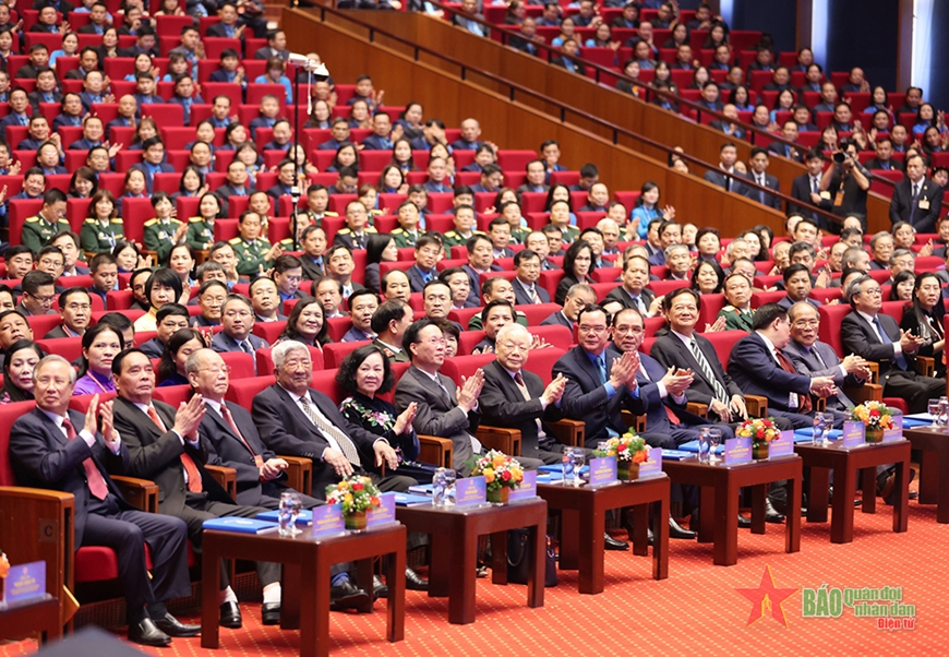 Soi đường cho đổi mới tổ chức, xây dựng đội ngũ cán bộ công đoàn