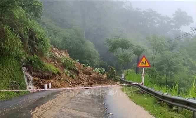 Mưa lớn gây nhiều thiệt hại, Lào Cai yêu cầu di chuyển ngay các hộ dân trong vùng có nguy cơ