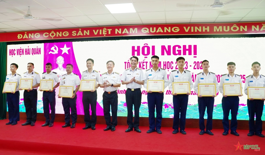 Học viện Hải quân tổng kết năm học 2023-2024