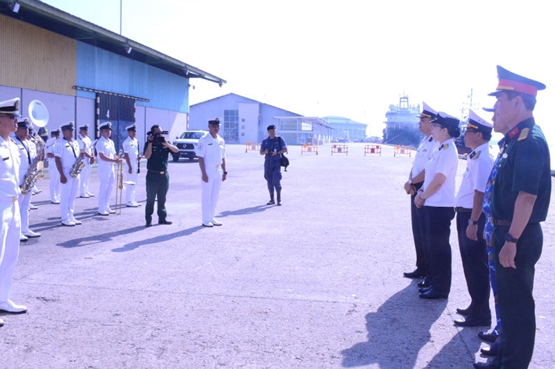 Tàu buồm 286 - Lê Quý Đôn rời Brunei, lên đường về nước