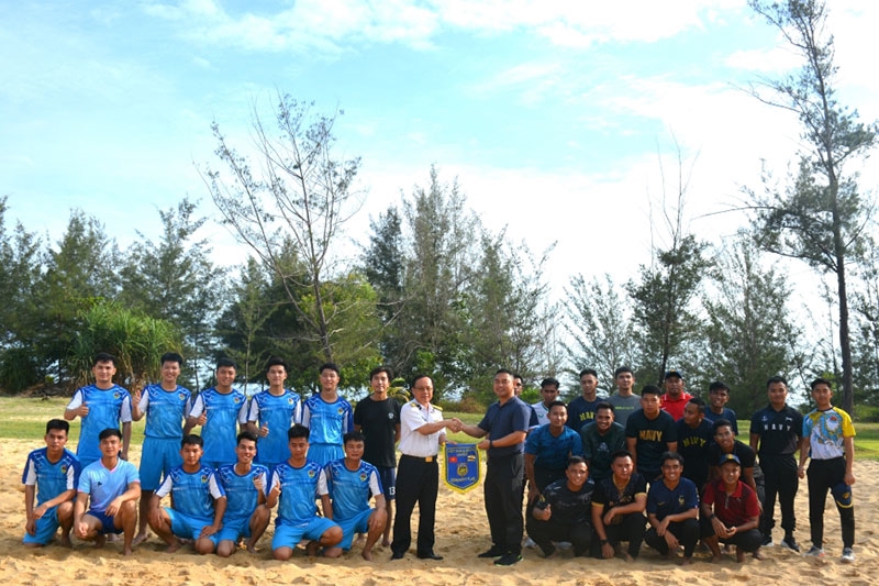 Tàu buồm 286 - Lê Quý Đôn rời Brunei, lên đường về nước