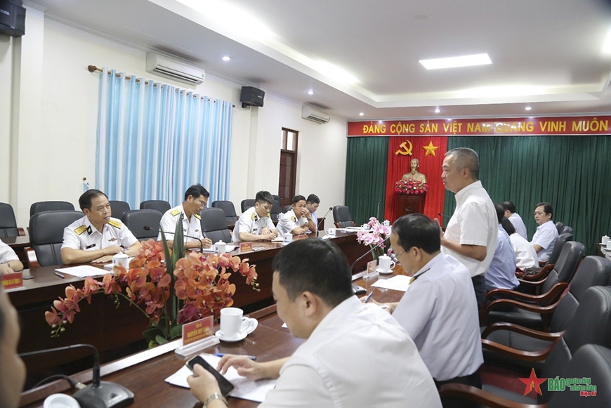 Vùng 4 Hải quân phối hợp chuyển giao kỹ thuật y tế