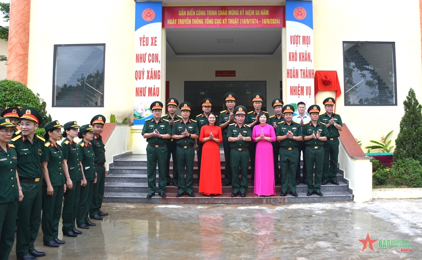Cục Xe-Máy tổ chức lễ gắn biển công trình Nhà truyền thống