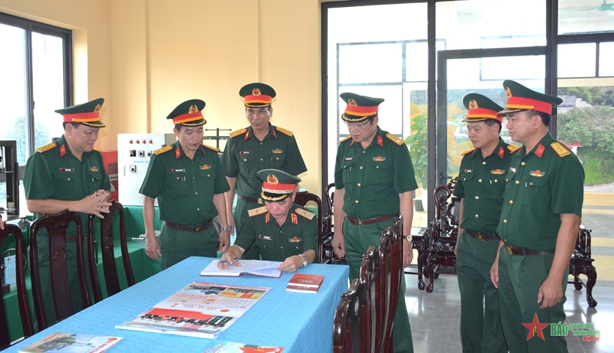 Cục Xe-Máy tổ chức lễ gắn biển công trình Nhà truyền thống
