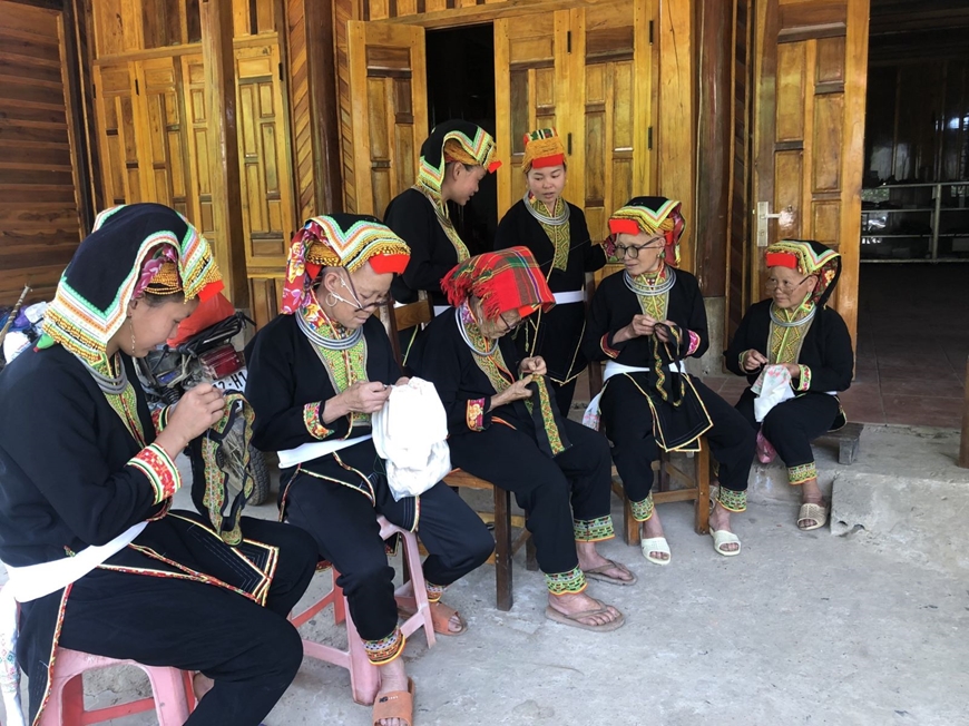 Nét đẹp đời sống văn hóa của đồng bào ở Hữu Lũng