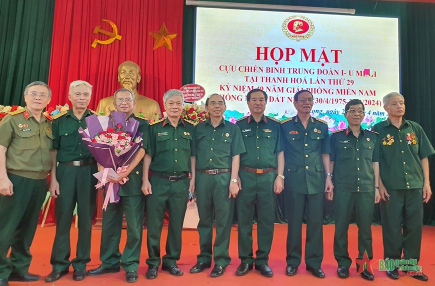 Bị thương khi giải phóng đảo 