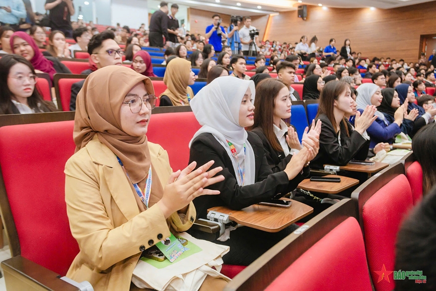 Thúc đẩy giao lưu, kết nối thanh niên, sinh viên các nước tình nguyện vì cộng đồng
