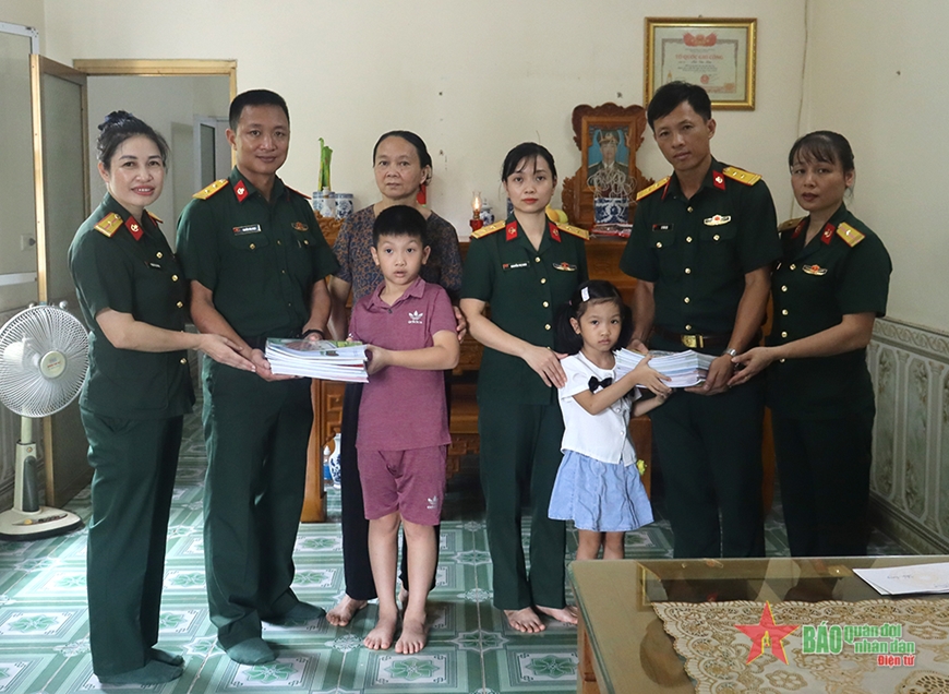Ân tình trên quê hương Việt Bắc