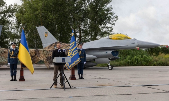 Máy bay chiến đấu F-16 viện trợ cho Ukraine có gì đặc biệt?