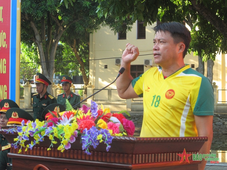 View - 	Quân khu 4: Giải Bóng chuyền chào mừng Đại hội Thi đua Quyết thắng