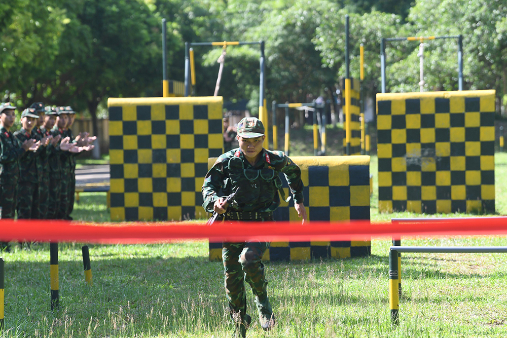 Ống kính bạn đọc: Lữ đoàn Đặc công 113 - Nỗ lực luyện tập chuẩn bị hội thao 