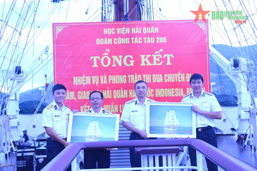 Tàu buồm 286 - Lê Quý Đôn kết thúc tốt đẹp chuyến thăm, giao lưu với Hải quân Indonesia và Brunei