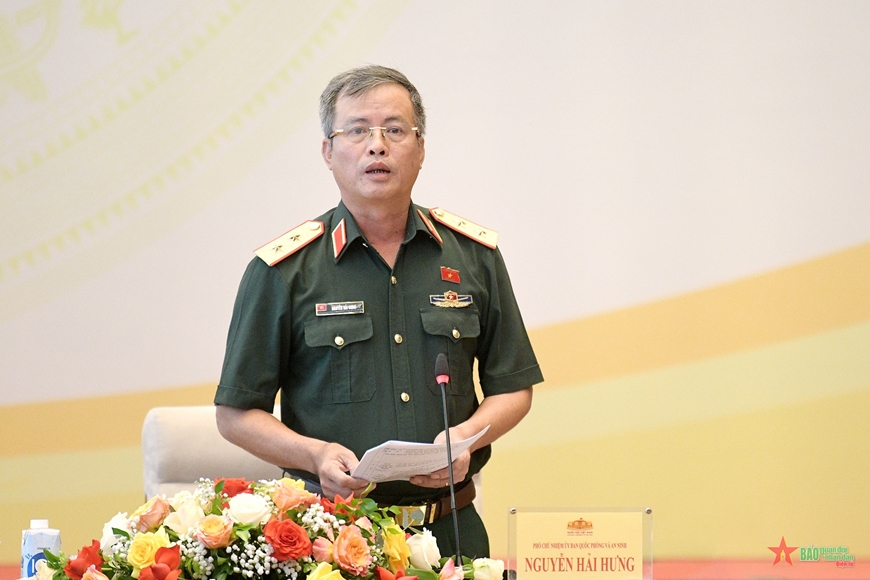 Hoàn thiện chính sách, pháp luật về quản lý tàu bay không người lái, phương tiện bay siêu nhẹ