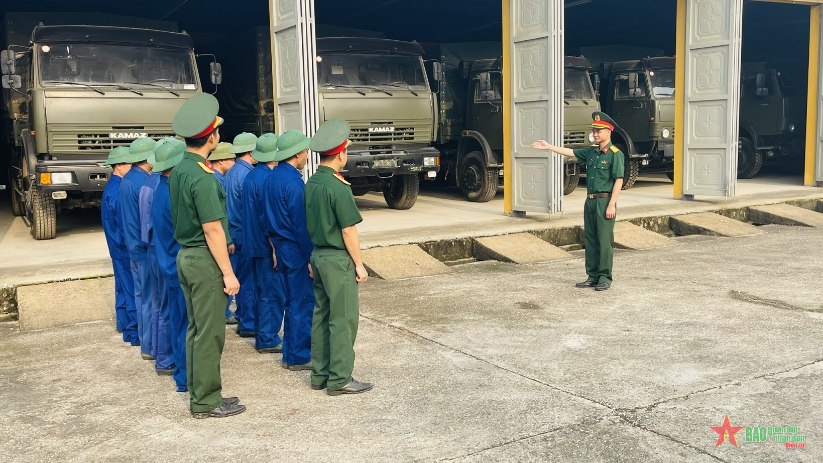 Chú trọng huấn luyện sát thực tế ở Trung đoàn Vận tải 752, Quân đoàn 12

