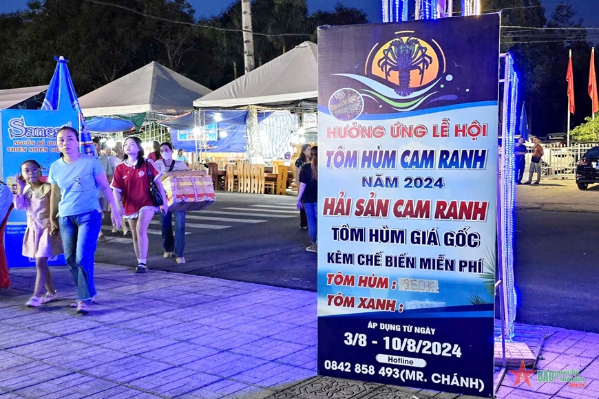 Khai mạc Lễ hội Tôm hùm Cam Ranh năm 2024