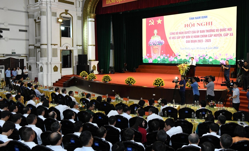 Chủ tịch Quốc hội dự hội nghị công bố nghị quyết về sắp xếp đơn vị hành chính tỉnh Nam Định