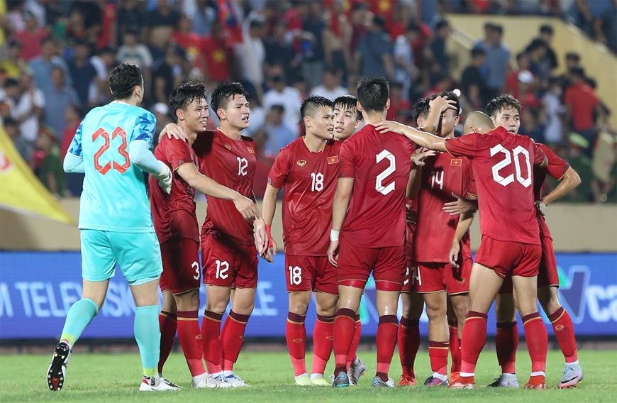 Tin thể thao hôm nay (12-8): Arsenal vô địch Emirates Cup