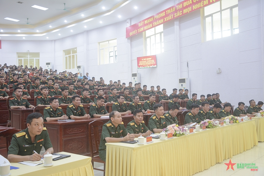 Trường Sĩ quan Đặc công trao bằng tốt nghiệp cho học viên các hệ, chuyên ngành