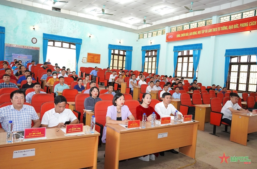 Khai mạc lớp bồi dưỡng, cập nhật kiến thức, kỹ năng lãnh đạo, quản lý cho cán bộ quy hoạch cấp cơ sở
