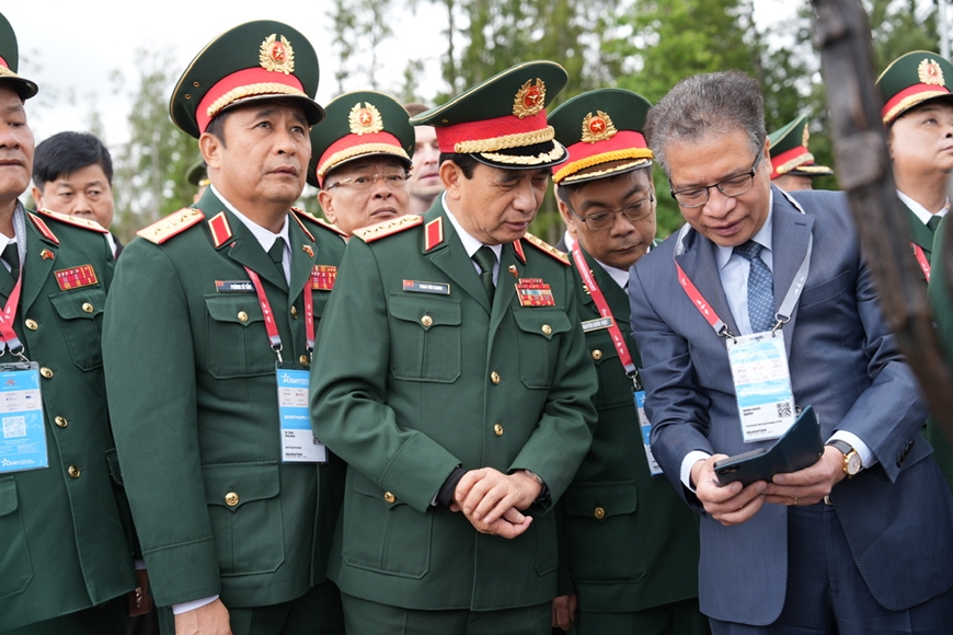 Một số hình ảnh hoạt động của Đại tướng Phan Văn Giang tại Liên bang Nga