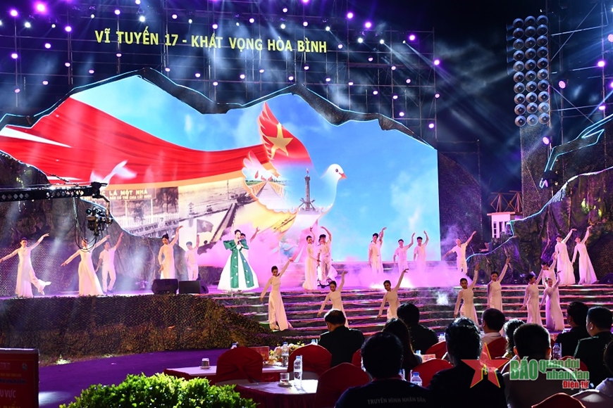 Xúc động Chương trình nghệ thuật chính luận “Vĩ tuyến 17 - Khát vọng hòa bình”