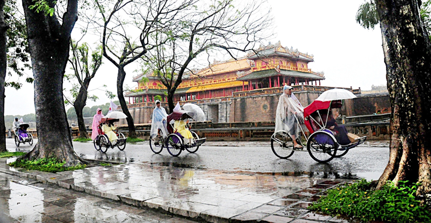 Thời tiết hôm nay (17-8): Nhiều nơi có mưa rào và dông