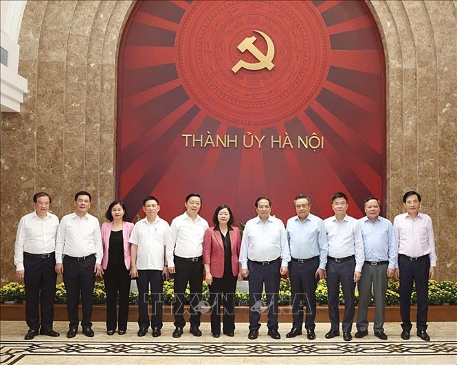 Thủ tướng Phạm Minh Chính làm việc với Ban Thường vụ Thành ủy Hà Nội
