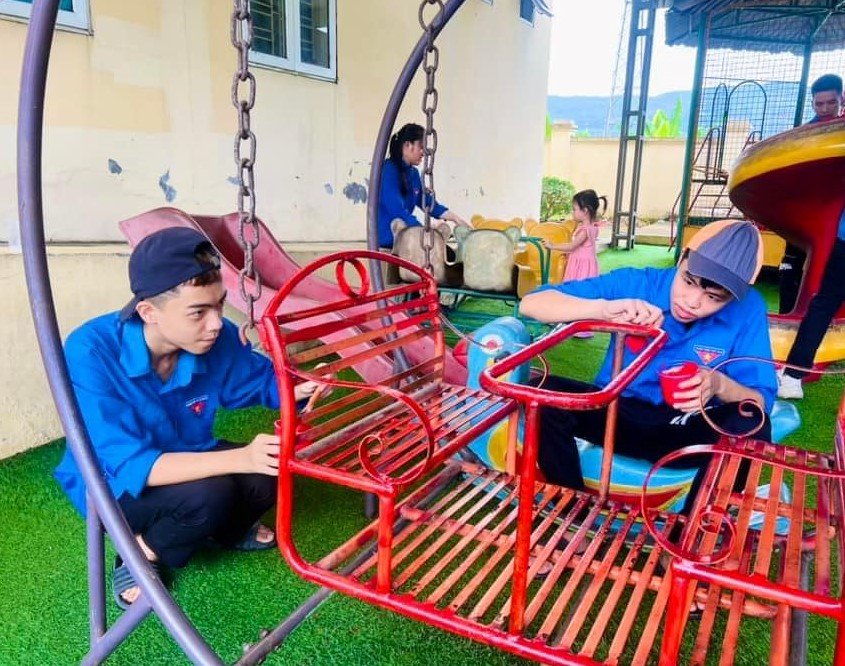 Giúp thiếu nhi có sân chơi lành mạnh, an toàn