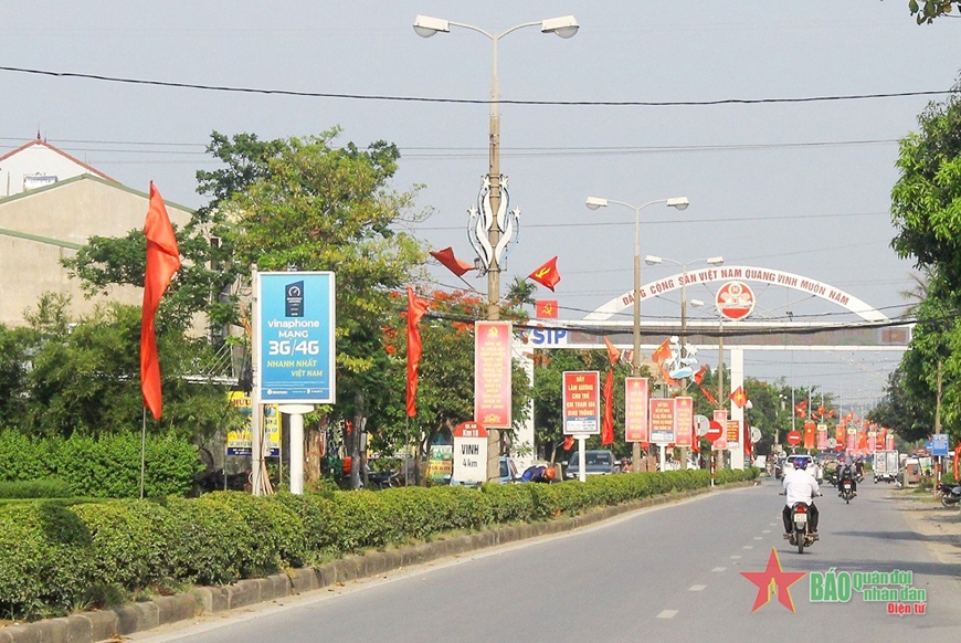 Khơi dậy hào khí Cách mạng Tháng Tám trên quê hương Xô viết