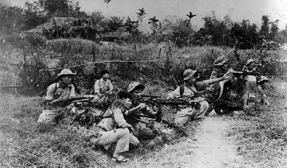 Ông cha ta đánh giặc: Nhử địch vào trận địa phục kích