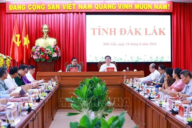 Thủ tướng Phạm Minh Chính làm việc với Ban Thường vụ tỉnh Đắk Lắk
