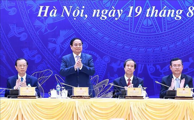 Thủ tướng Phạm Minh Chính: Quan tâm giáo dục đào tạo để tạo động lực phát triển đất nước nhanh và bền vững
