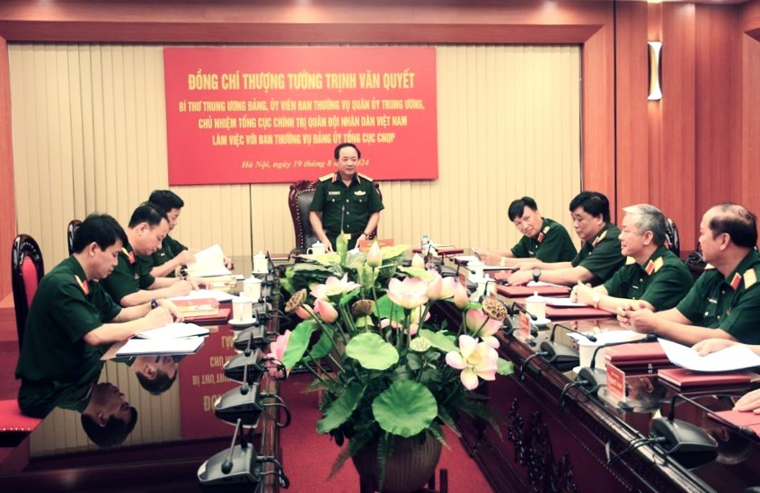 Thượng tướng Trịnh Văn Quyết làm việc với Ban Thường vụ Đảng ủy Tổng cục Công nghiệp Quốc phòng