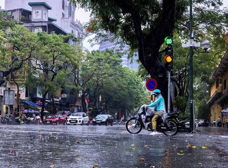 Thời tiết hôm nay (22-8): Bắc Bộ tiếp tục mưa to và dông