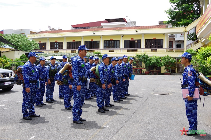 Đoàn Trinh sát số 1 (Bộ tư lệnh Cảnh sát biển) luyện tập chuyển trạng thái sẵn sàng chiến đấu Đoàn Trinh sát số 1 (Bộ tư lệnh Cảnh sát biển) luyện tập chuyển trạng thái sẵn sàng chiến đấu