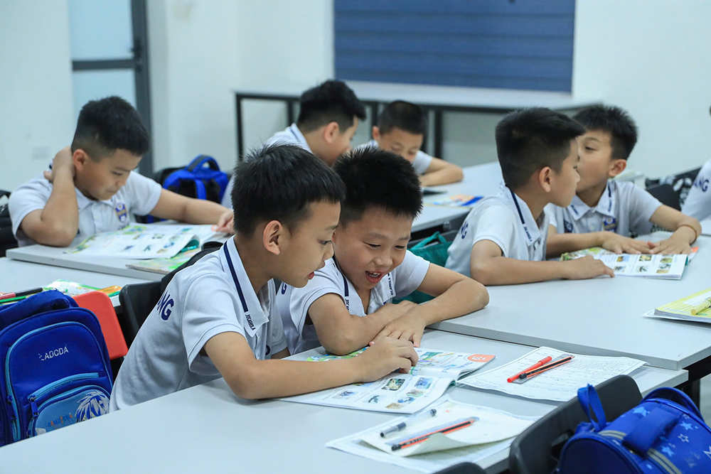 Chú trọng giáo dục cầu thủ trẻ