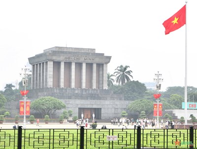 View - 	Hà Nội trang hoàng chào mừng 79 năm Cách mạng Tháng Tám-Quốc khánh 2-9