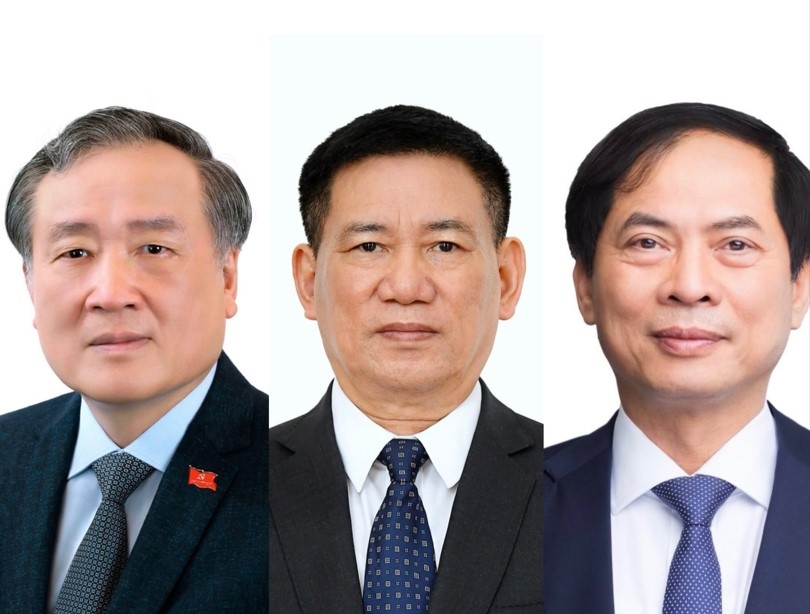 Ba đồng chí: Nguyễn Hòa Bình, Hồ Đức Phớc, Bùi Thanh Sơn được Quốc hội phê chuẩn bổ nhiệm giữ chức vụ Phó thủ tướng Chính phủ