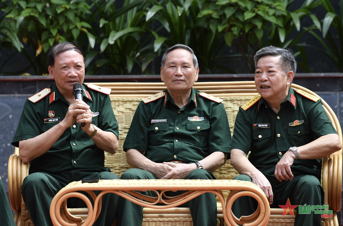 Tự hào trưởng thành từ người chiến sĩ