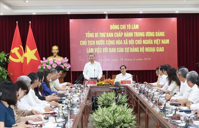 Tổng Bí thư, Chủ tịch nước Tô Lâm làm việc với Ban cán sự Đảng Bộ Ngoại giao