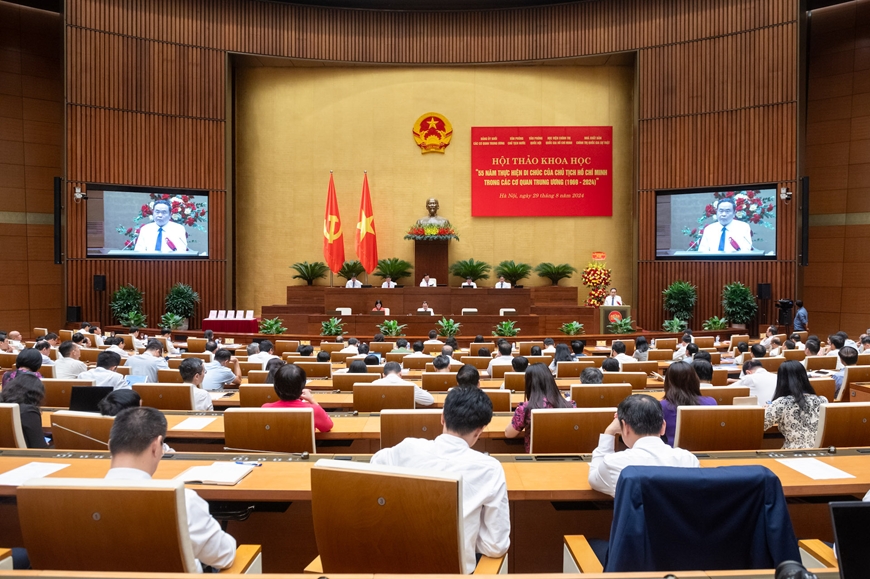Quang cảnh hội thảo.