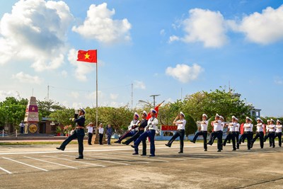 View - 	Thiêng liêng cờ Tổ quốc ở Trường Sa