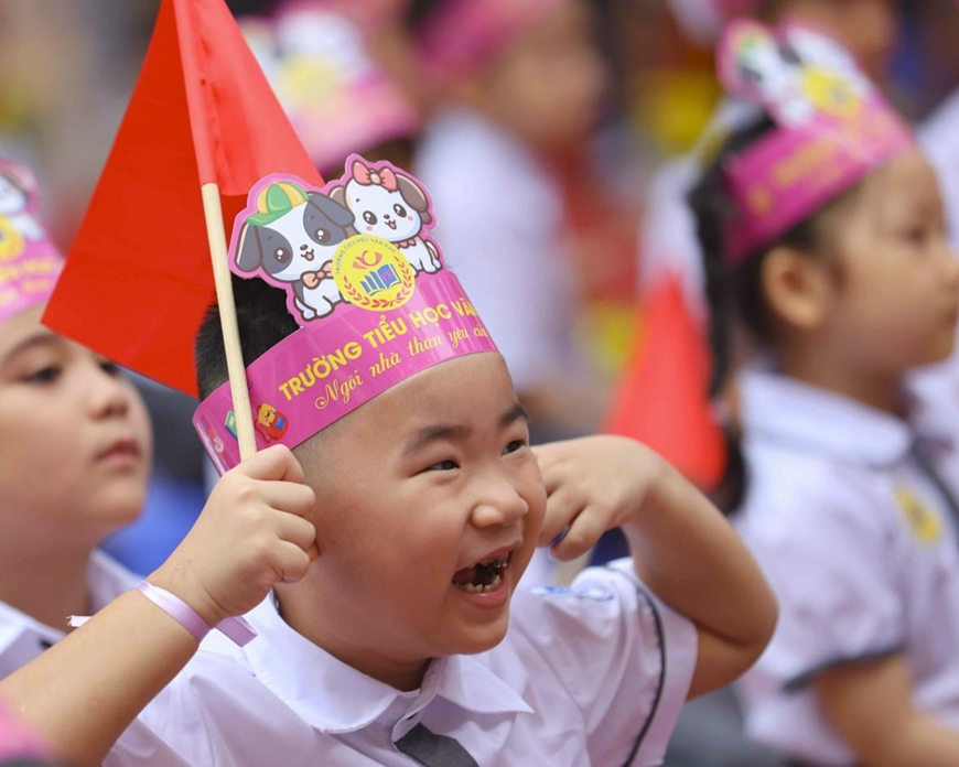 Háo hức ngày đầu tiên đến trường